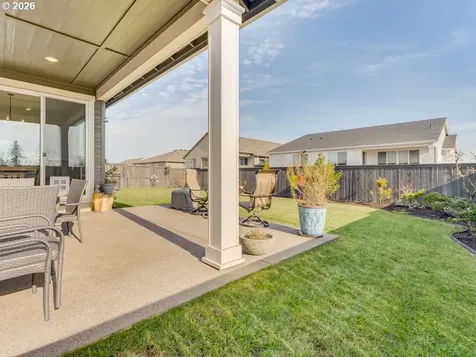 1804 S Locust Street Canby OR 97013