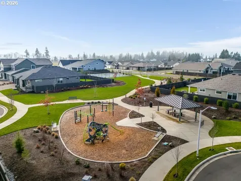 1804 S Locust Street Canby OR 97013