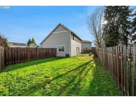 1506 E Mill Court Newberg OR 97132