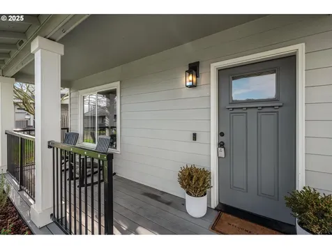 1506 E Mill Court Newberg OR 97132