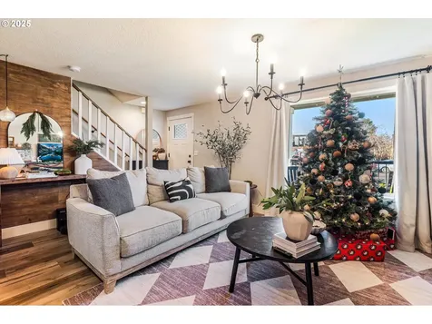 1506 E Mill Court Newberg OR 97132