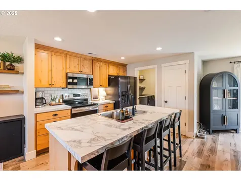 1506 E Mill Court Newberg OR 97132