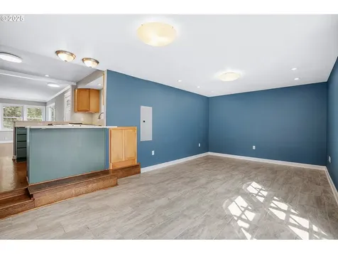 102 SE 5th Street Troutdale OR 97060