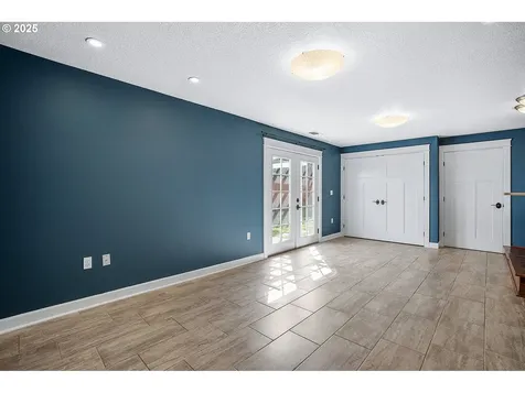 102 SE 5th Street Troutdale OR 97060