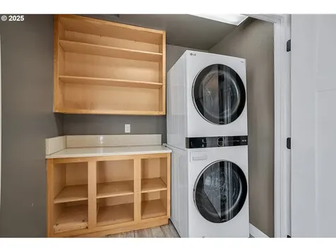 102 SE 5th Street Troutdale OR 97060