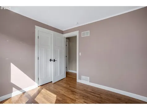 102 SE 5th Street Troutdale OR 97060