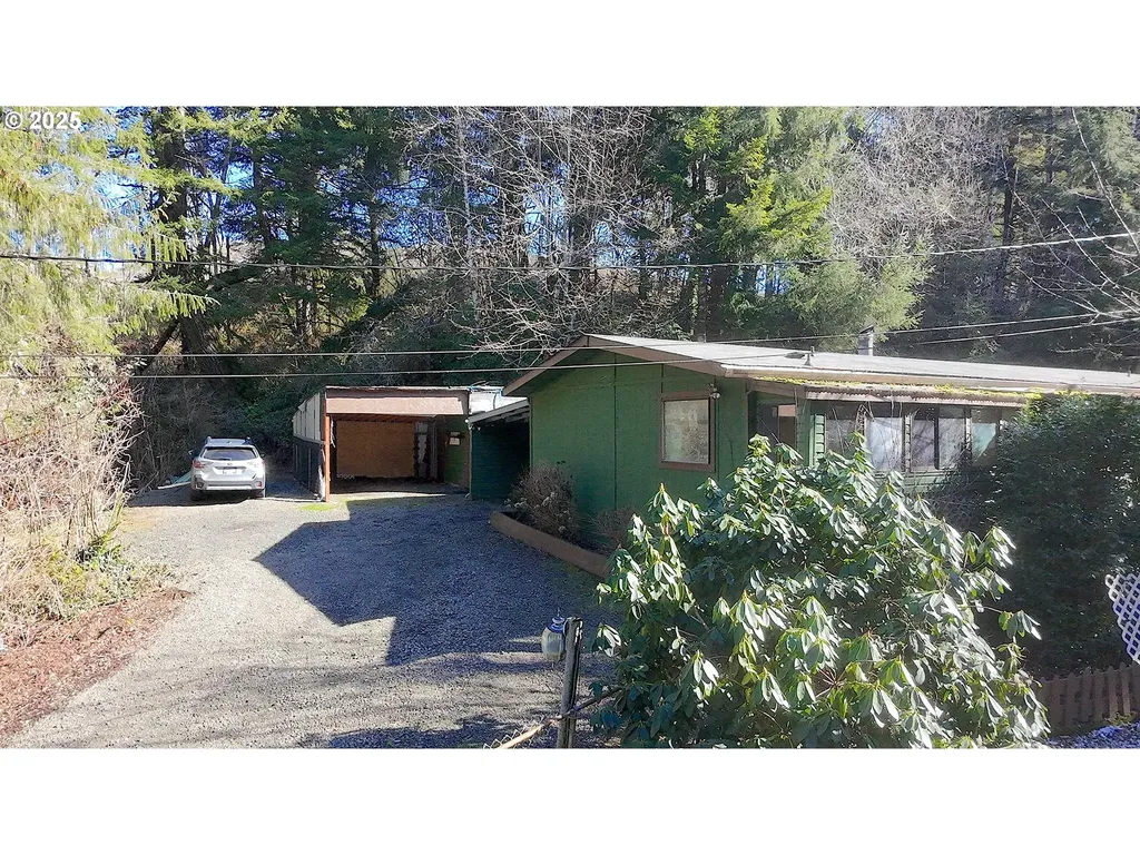 519 Wright Creek Road Toledo OR 97391