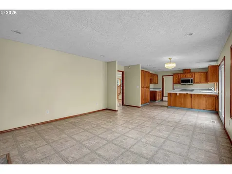 1802 NW Bella Vista Avenue Gresham OR 97030