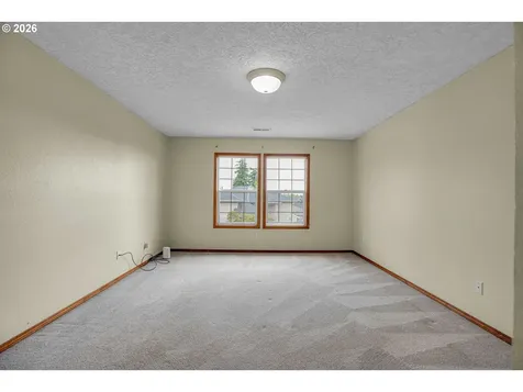 1802 NW Bella Vista Avenue Gresham OR 97030