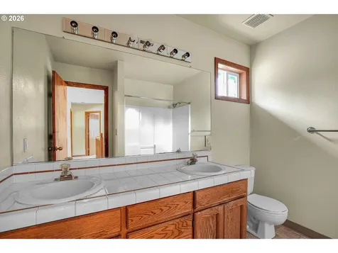 1802 NW Bella Vista Avenue Gresham OR 97030