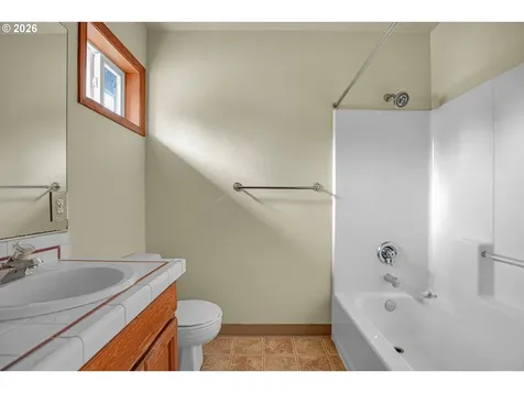 1802 NW Bella Vista Avenue Gresham OR 97030