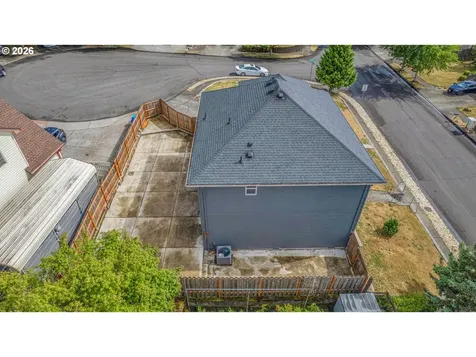 1802 NW Bella Vista Avenue Gresham OR 97030