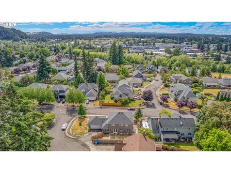 1802 NW Bella Vista Avenue Gresham OR 97030
