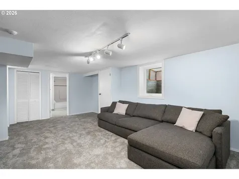 4010 NE Klickitat Street Portland OR 97212