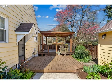 4010 NE Klickitat Street Portland OR 97212