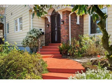 4010 NE Klickitat Street Portland OR 97212