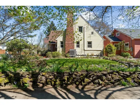4010 NE Klickitat Street Portland OR 97212