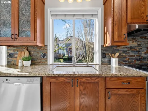 4580 SW Natchez Court Tualatin OR 97062