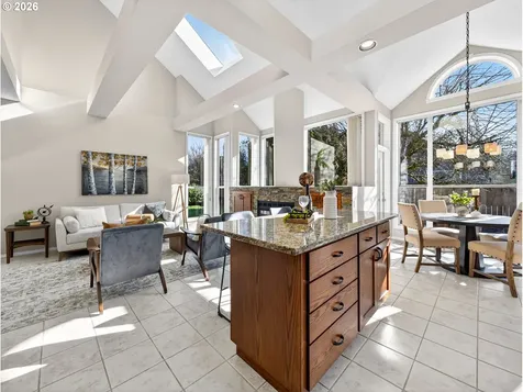 4580 SW Natchez Court Tualatin OR 97062