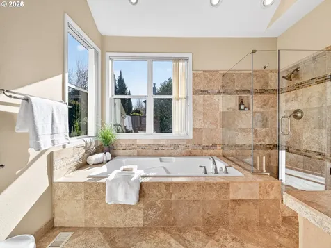 4580 SW Natchez Court Tualatin OR 97062