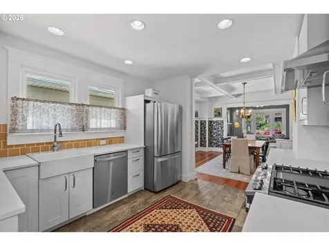 1411 SE 51st Avenue Portland OR 97215