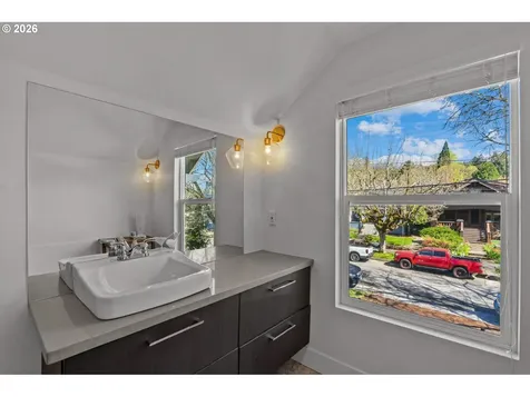 1411 SE 51st Avenue Portland OR 97215