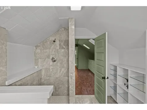 1411 SE 51st Avenue Portland OR 97215