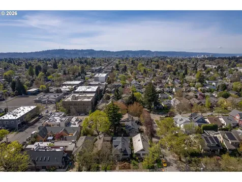 1411 SE 51st Avenue Portland OR 97215