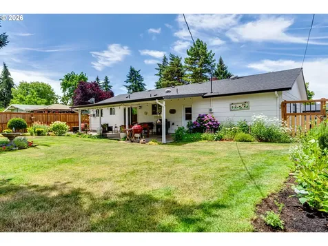 1014 Cinnamon Avenue Eugene OR 97404