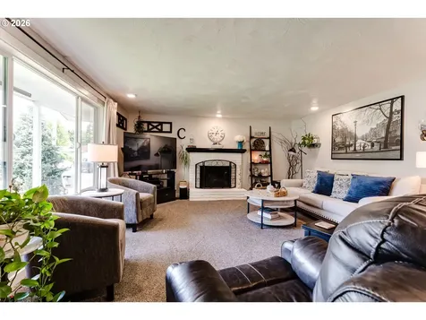 1014 Cinnamon Avenue Eugene OR 97404
