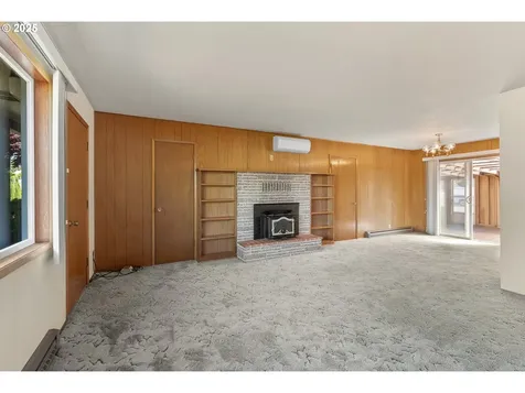 1088 Nopal Street Florence OR 97439