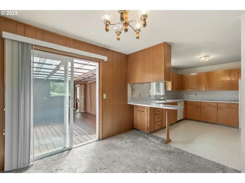 1088 Nopal Street Florence OR 97439