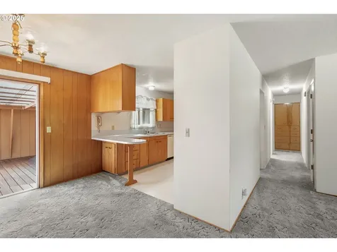 1088 Nopal Street Florence OR 97439