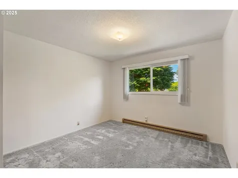 1088 Nopal Street Florence OR 97439