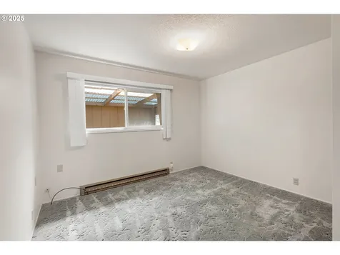 1088 Nopal Street Florence OR 97439