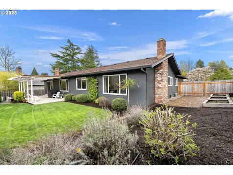 2900 NW Eastway Court Beaverton OR 97006