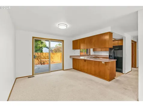 1412 Bogart Lane Eugene OR 97401