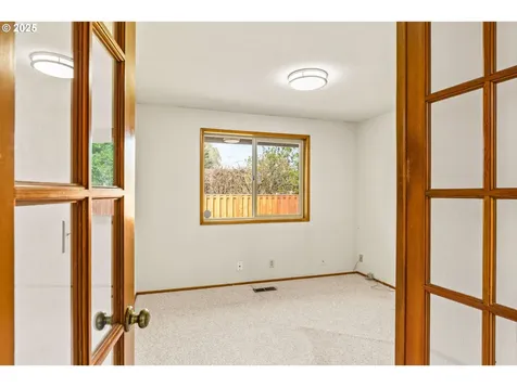 1412 Bogart Lane Eugene OR 97401
