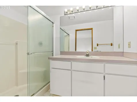 1412 Bogart Lane Eugene OR 97401