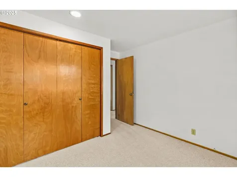 1412 Bogart Lane Eugene OR 97401