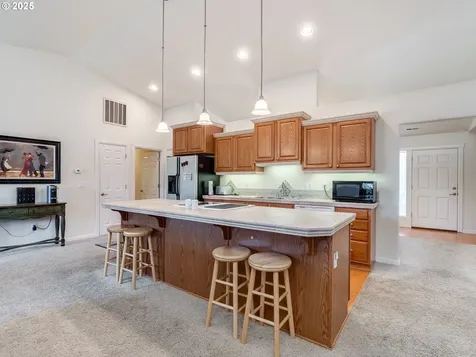 713 NW 150th Street Vancouver WA 98685