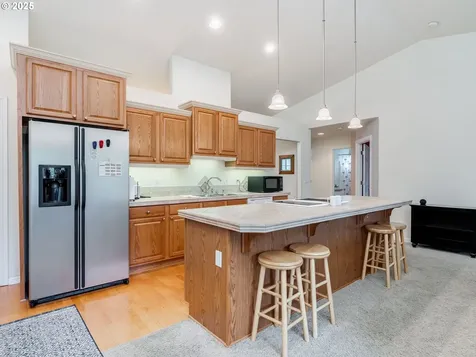 713 NW 150th Street Vancouver WA 98685
