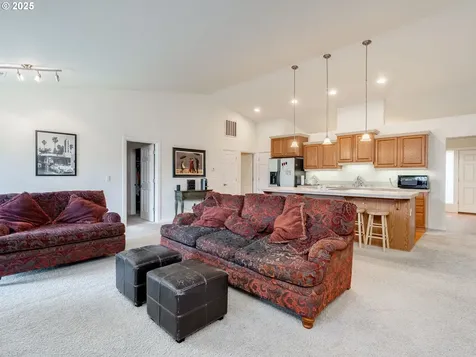 713 NW 150th Street Vancouver WA 98685
