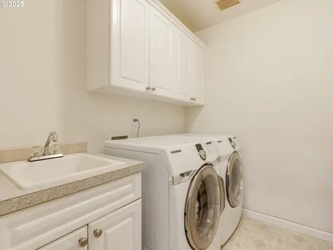 713 NW 150th Street Vancouver WA 98685