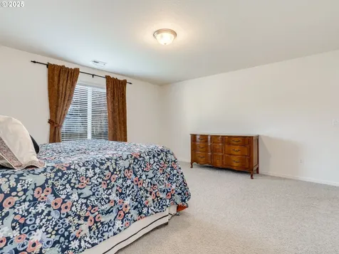 713 NW 150th Street Vancouver WA 98685