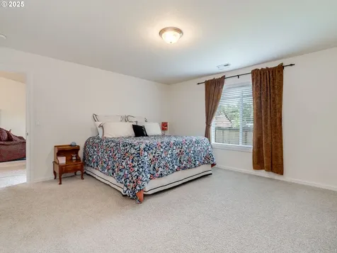 713 NW 150th Street Vancouver WA 98685