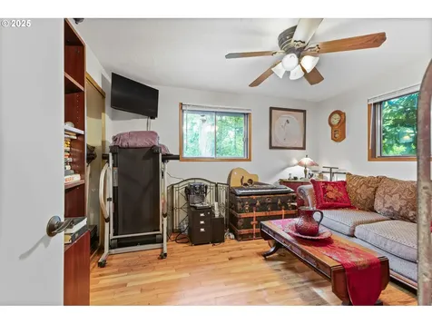 174 Cedar Lane Gates OR 97346