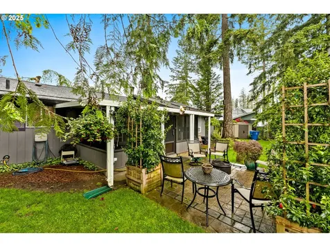 174 Cedar Lane Gates OR 97346