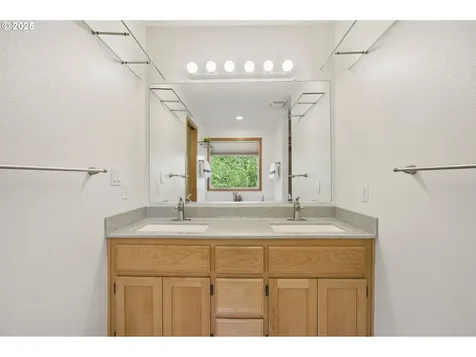 221 Prospect Road Woodland WA 98674