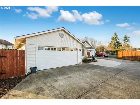 9510 NW 12th Court Vancouver WA 98665